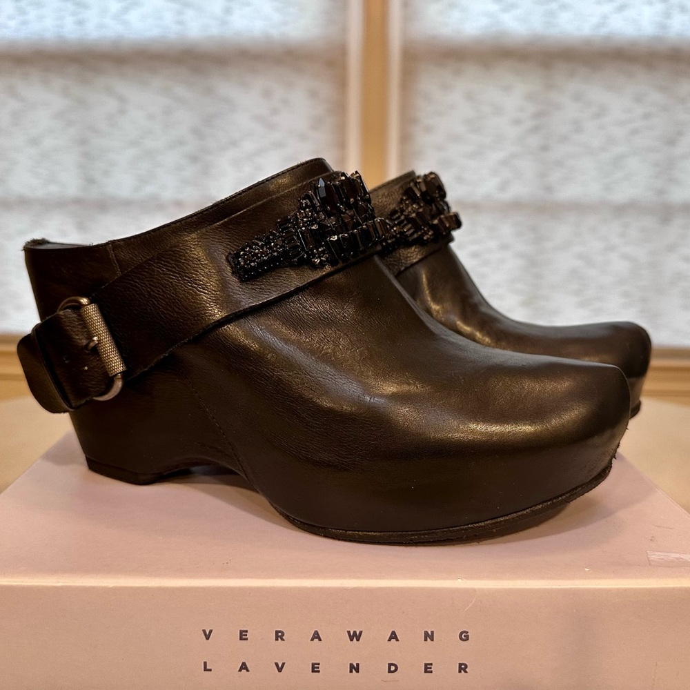 Vera Wang Jerrica Mule